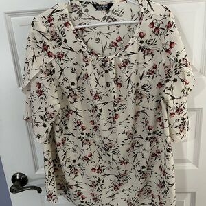 BloomChic Cream Floral Blouse
